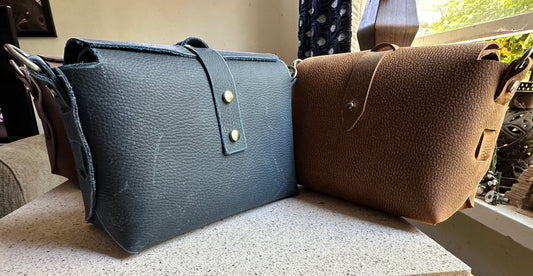 Handcrafted Leather Purse: Durable American-Made Quality
